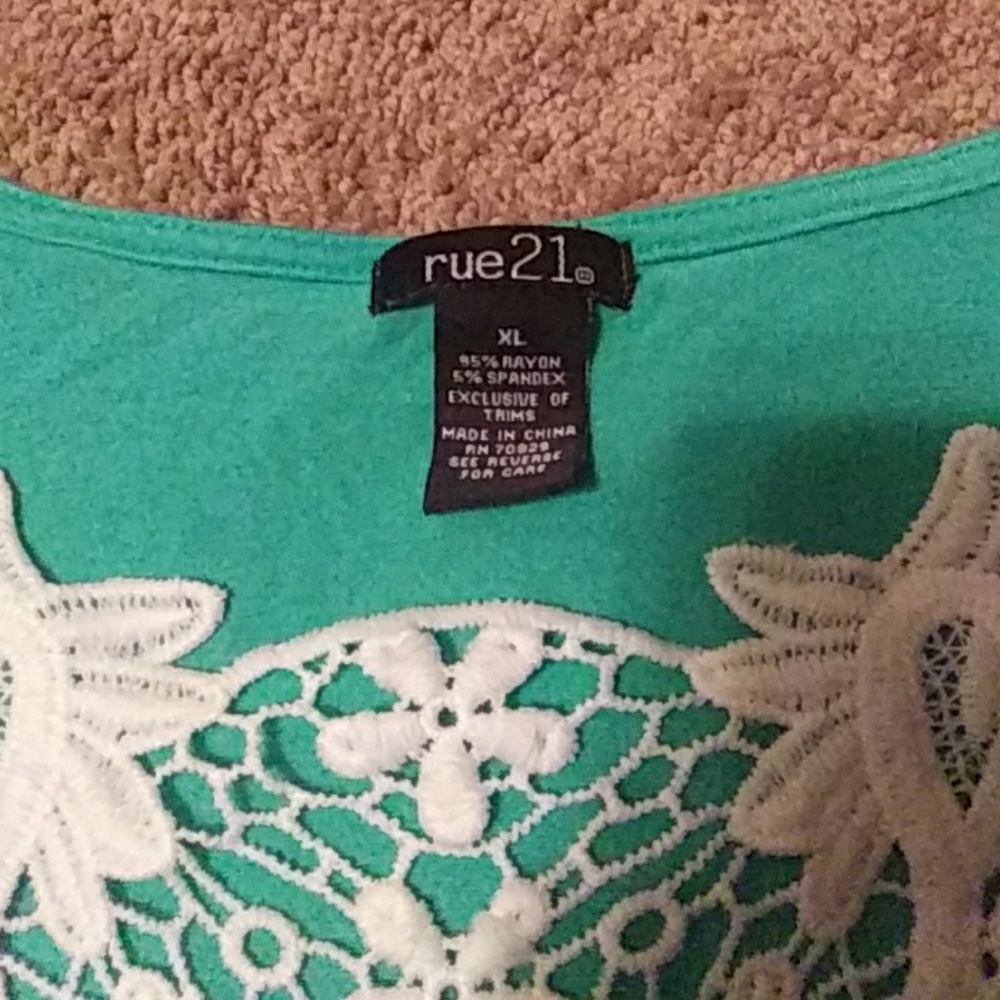 Shirt - Picture 2 of 3
